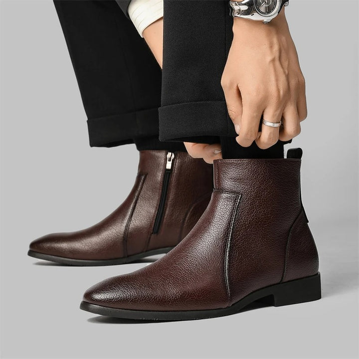 Pebble Grain Chelsea Boots